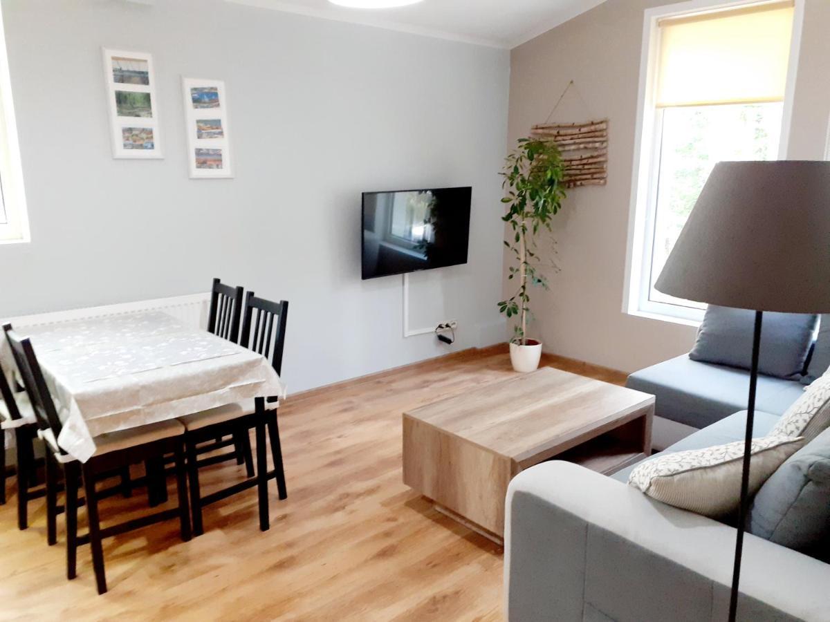 Apartament Nad Jeziorem Slawskim Radzyn Bagian luar foto